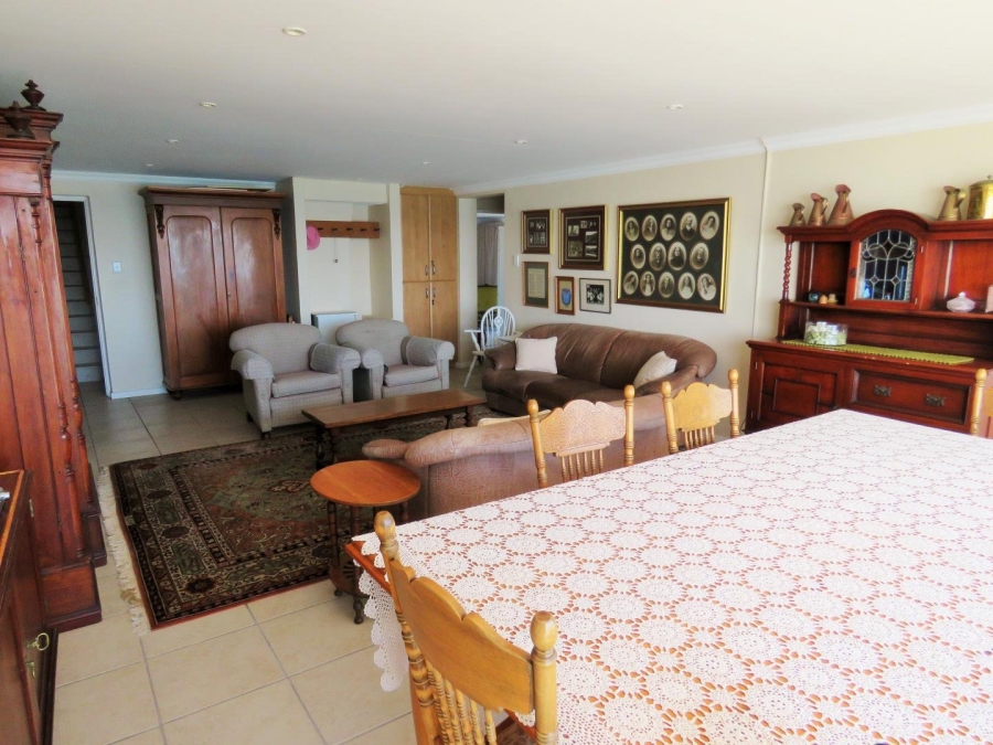 9 Bedroom Property for Sale in Waterfront Western Cape